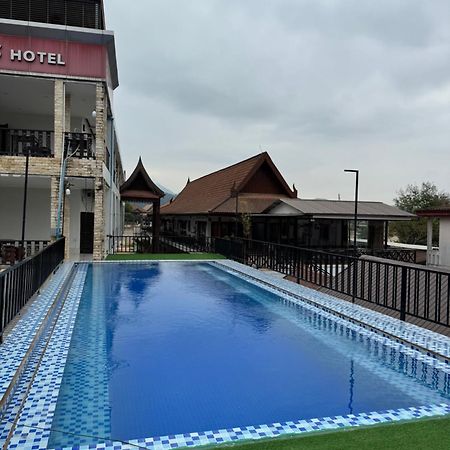 A P S Moutain View Hotel 万荣 外观 照片