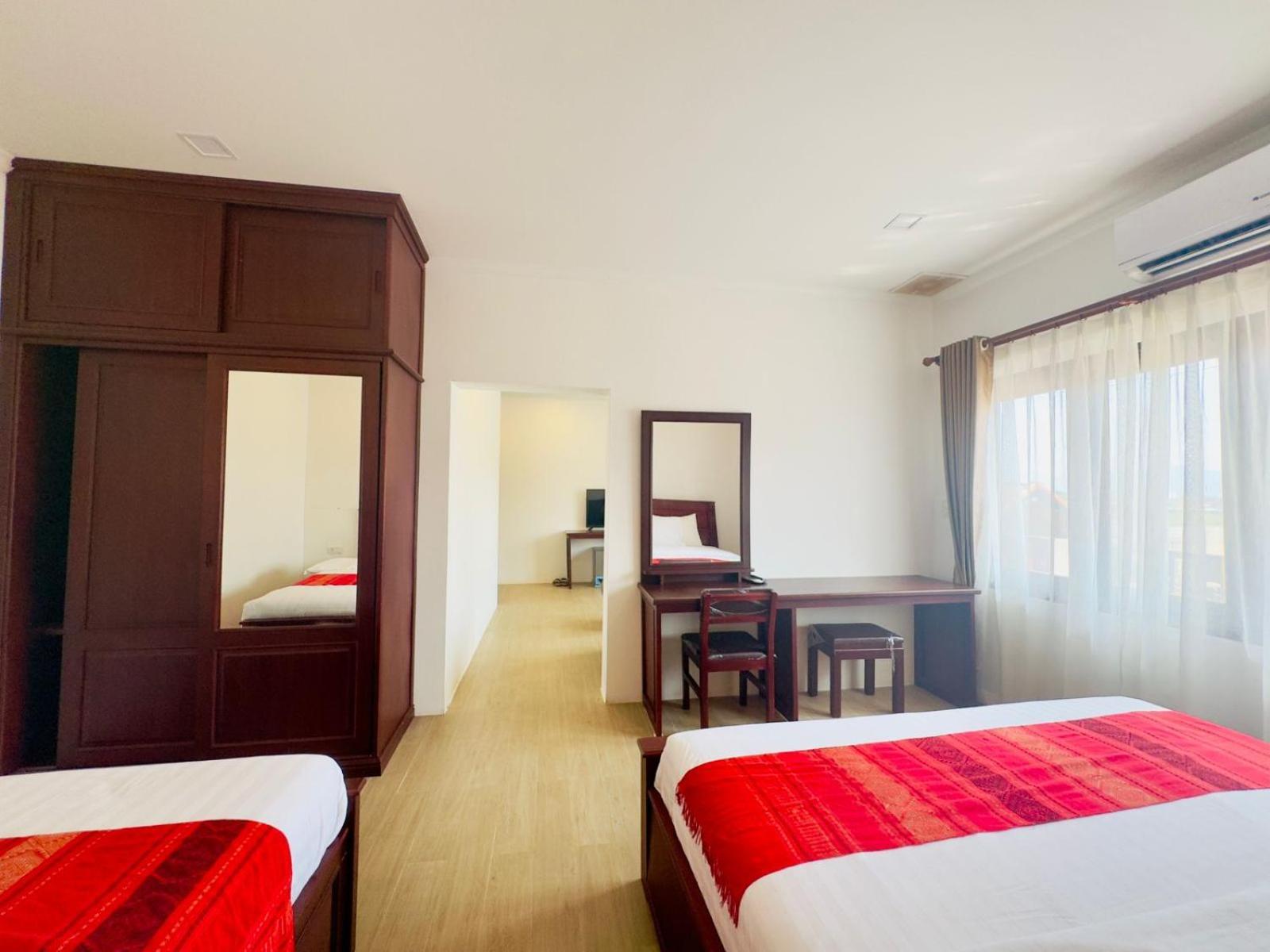 A P S Moutain View Hotel 万荣 外观 照片