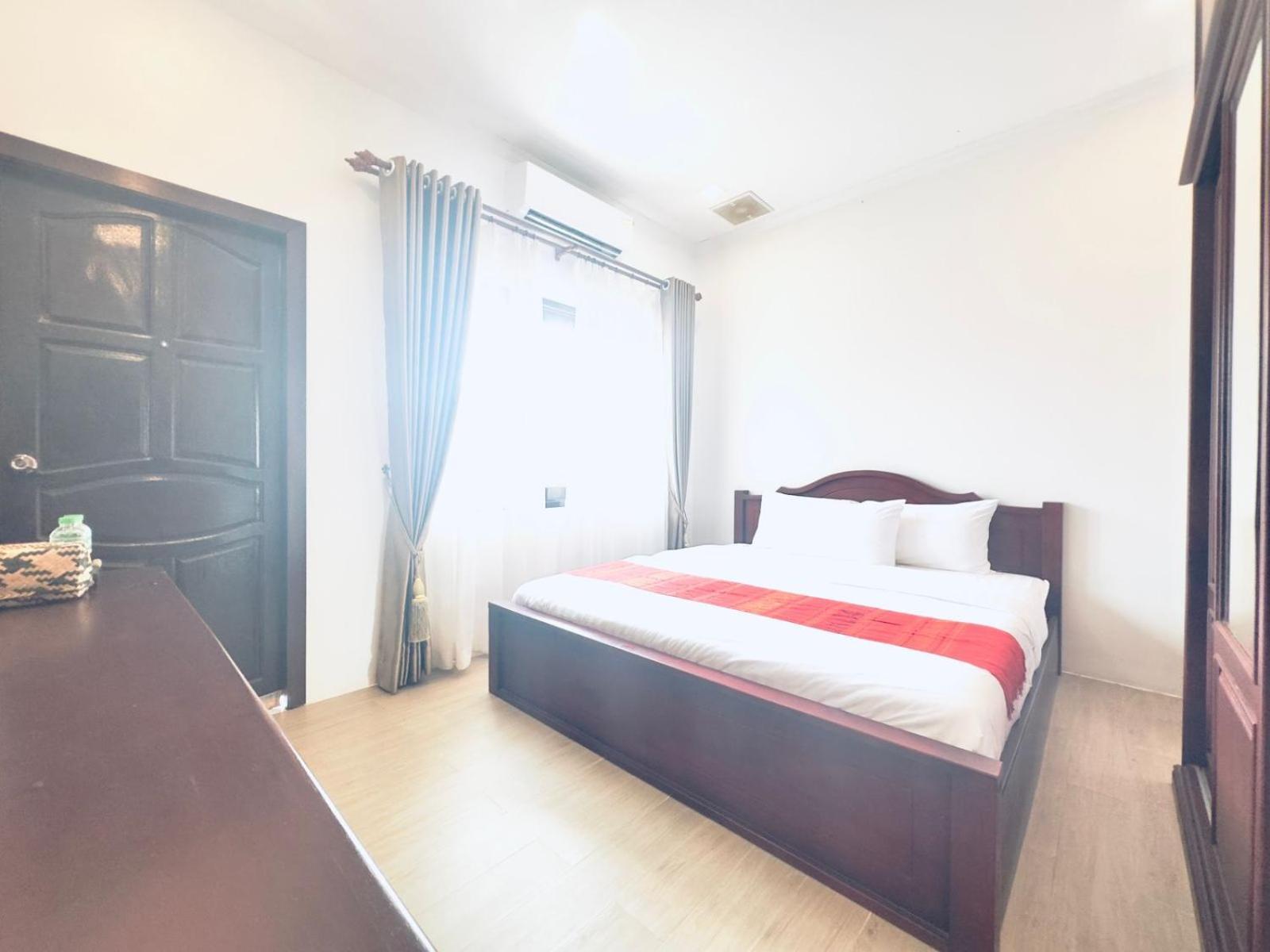A P S Moutain View Hotel 万荣 外观 照片